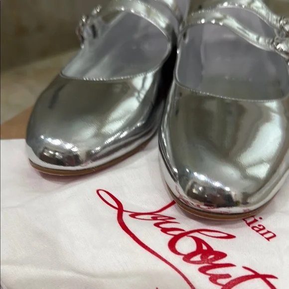 Christian Louboutin Silver Heels Luxury Elegance - Picture 7 of 7
